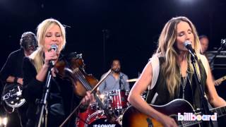 Court Yard Hounds Perform 'Amelita' at Billboard | The 615