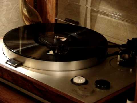 I only have eyes for you and other medleys by Frankie Carle played on a McIntosh Stereo