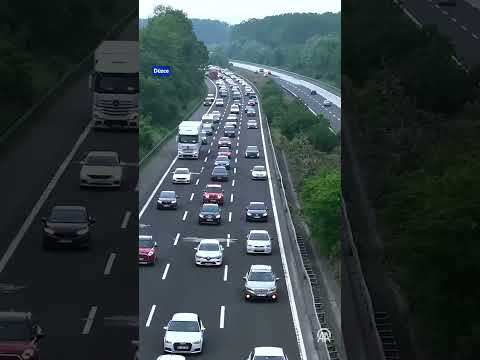 Kuzey Marmara ve Anadolu Otoyolu'nun bazı kesimlerinde Kurban Bayramı tatili trafiği devam ediyor