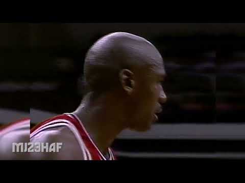 Michael Jordan vs Hawks Highlights (1995.12.14) - 22pts, A Cakewalk