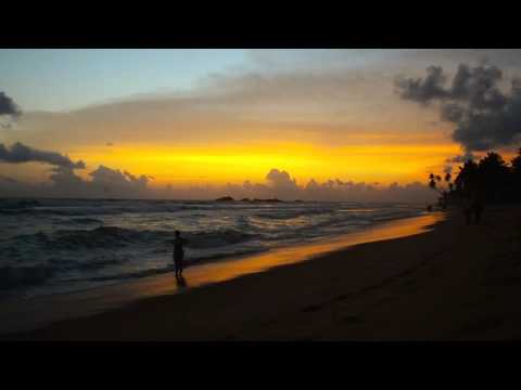 Time-lapse : Hikkaduwa Beach Sunset