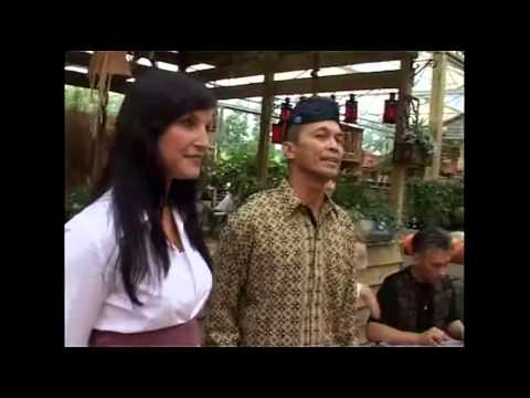 08 The Black Wings Band Menari Lenso This is a Very Good Band  on You Tube