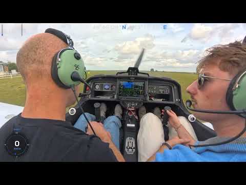 Vol d'instruction (25e leçon) Prise en main de l'Elixir Aircraft