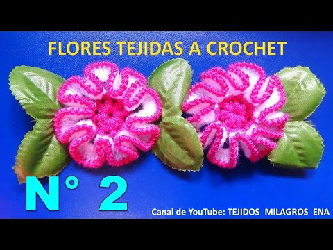 Flor tejida a crochet # 2, para adorno de ponchos, gorros y bolsos.