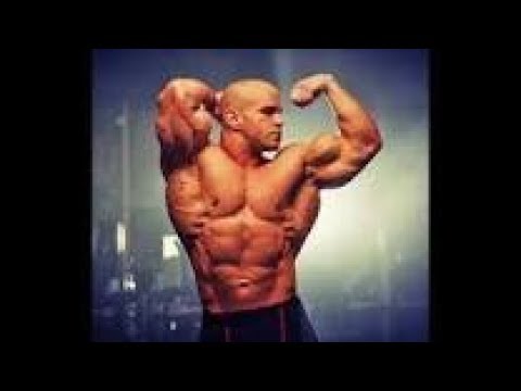 25 years old Ukrainian Bodybuilder Bulat Sologub posing    workout