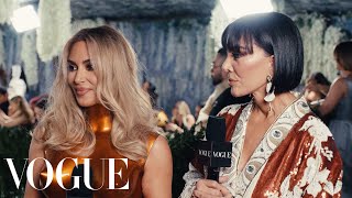 Download lagu Kim Kardashian & Kris Jenner Make Met Gala a Family Affair | Vogue mp3