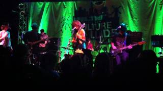 Land of Talk - &quot;It&#39;s Ok&quot;