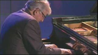 Pianist Bill Mays plays Bill Evans' "Waltz For Debby" [VIDEO]