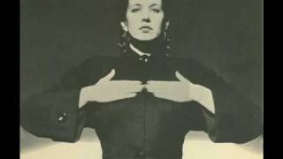 Lene Lovich - I Think We're Alone Now
