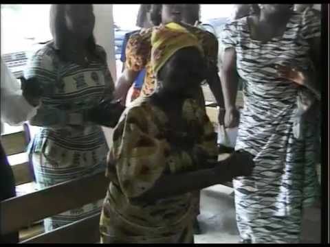 SUNDAY SERVICE 2000 - LOVE IS THE KEY