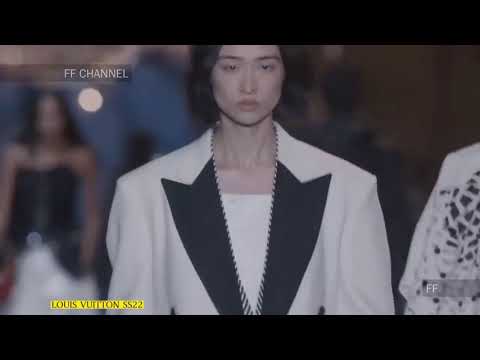 Chinese Model ChuWong 2022SS Runway Collection.