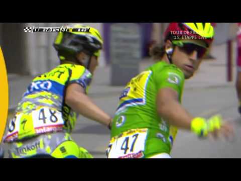 Wurf Attacke bei der Tour: Sagan Betreuer wirft Flasche auf Kameramann | Sportschau