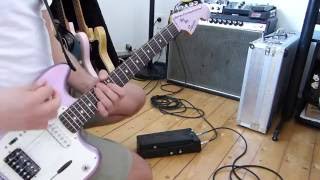 Video thumbnail for Shin-Ei Companion 8Tr Fuzz Wah + Squier Jarman "Musuar" signature guitar by Pacafeliz