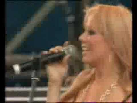 Liz McClarnon - The Tide Is High (Moscow)