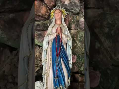Gruta  Nossa Senhora de Lourdes - Santa Amélia PR