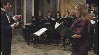 Amadeus Kammerchor di Trecate, Maestro Gianmario Cavallaro, Solista Larissa Yudina, 