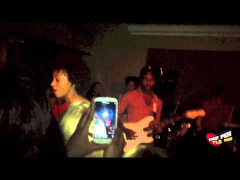 Solange - 'Lovers In The Parking Lot' Live in Berlin Prince Charles