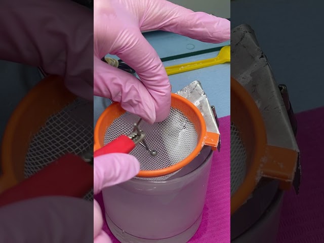 Vídeo relacionado con COYUN 9 Pcs Piercing Labio, Acero quirúrgico del Labio Piercing Stud de Longitud cartílago Tragus Helix Pendientes Piercings Labret Hilo Interno Piercings Joyería para Mujeres Hombres, esférico