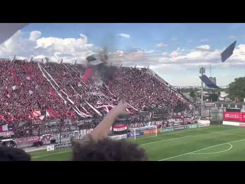 "Hinchada Chacarita Vs Chicago 2022 / HD / Recibimiento + La Fiesta Funebrera" Barra: La Famosa Banda de San Martin &bull; Club: Chacarita Juniors