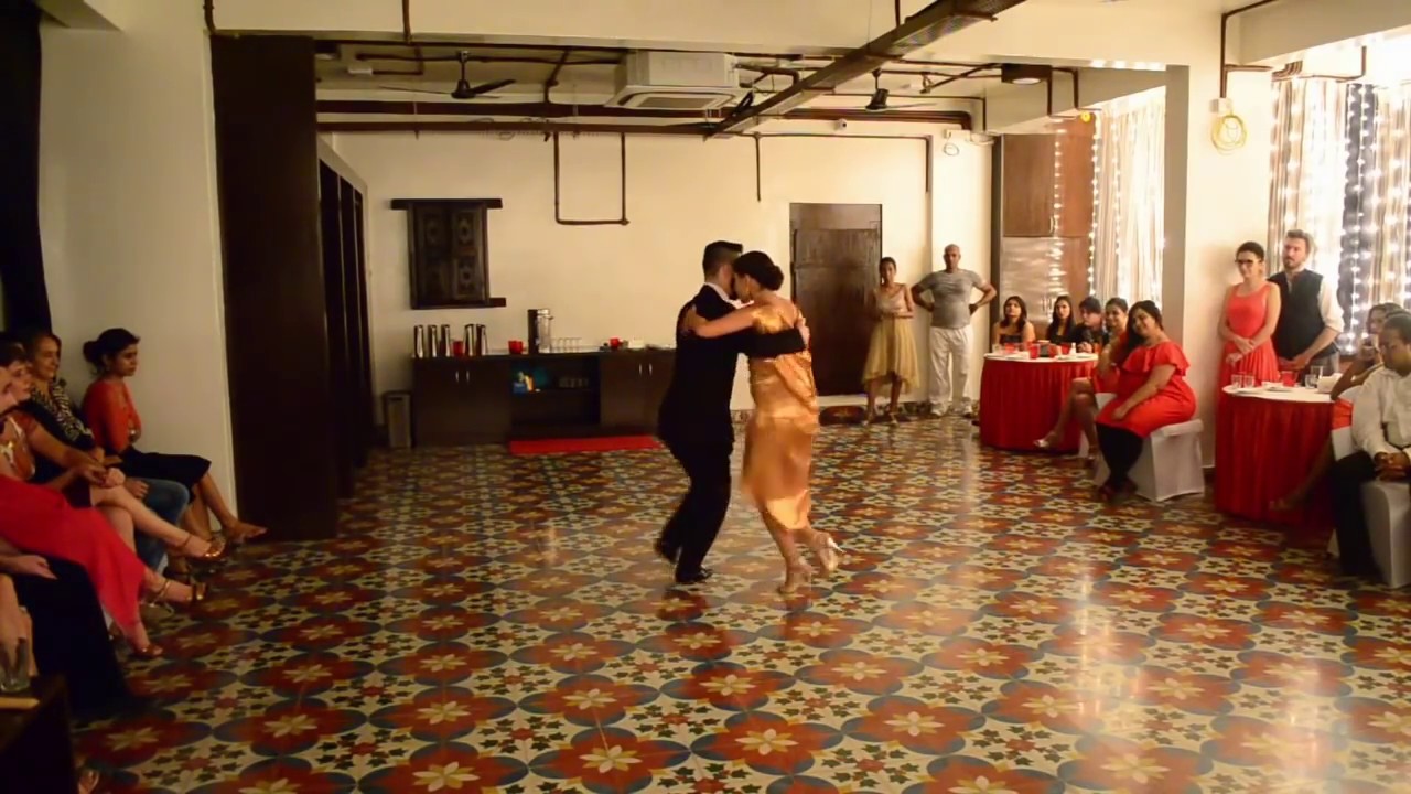 Javier Rodriguez and Fatima Vitale in India (3/4) - Bangalore Tango Academy 01.10.2016