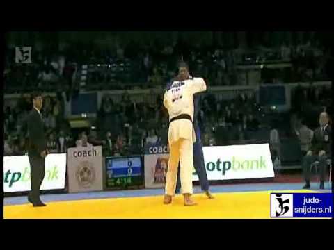 Judo 2012 Grand Prix Dusseldorf: Bataille (FRA) - Zegarra Presser (PER) [+100kg]