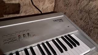 Video thumbnail for Korg Triton Pro X 88 USB Floppy drive Emulator by Audio Monster