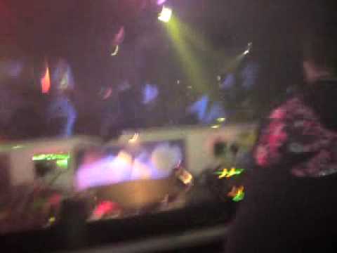 Skegster & Dizzyvibe @ Ravers Reunited 2.MP4