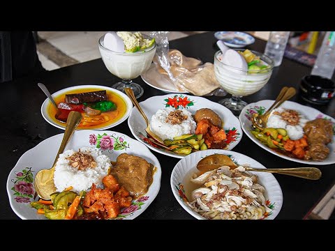 GAK PERLU NUNGGU KOMDANGAN, SAMPAI RELA KEHUJANAN DEMI MAKAN SEGO MANTEN