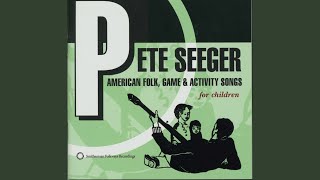 Ring Around the Rosy / Here We Go Round the Mulberry Bush / London Bridge (medley)