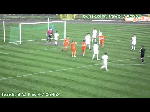 tv.nsk.pl 2011-04-23 MKS Świt Nowy Dwór Maz. - Wigry Suwałki 3-1 (2-0) Sytuacja Adama Pomiana