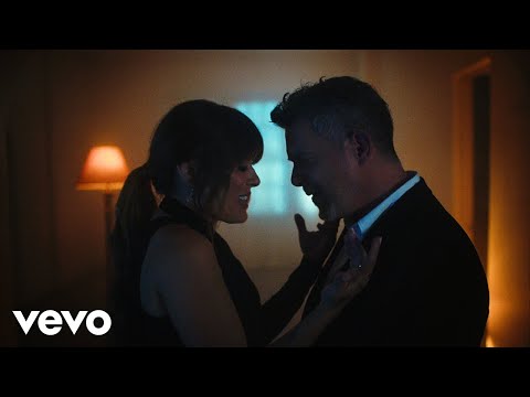 Kany García, Alejandro Sanz - Muero (Official Video)