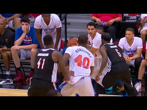 Shane Larkin Sinks the Clutch Floater!