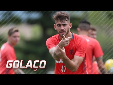 Felipe Vizeu faz lindo gol no último treino de 2016
