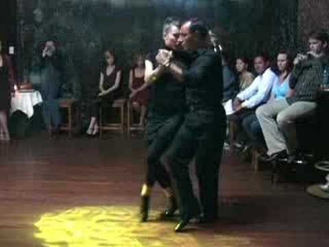  Osvaldo Zotto  and  Lorena Ermocida  are  dancing  to  the  tango  "  Bahia Blanca  "