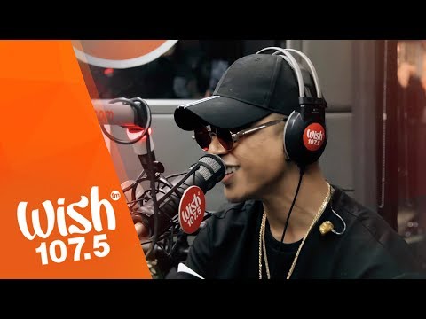 Kris Lawrence performs "Nandito Ako" (Ogie Alcasid) LIVE on Wish 107.5 Bus