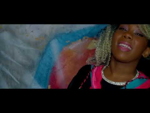 B-ON-Rapfemenino2.0 FT Lizzy Parra , Sarah La Profeta, La Noe (vídeo oficial) track 5 álbum forgiven