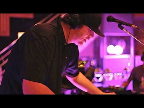 Annie Nightingale Presents.. (Pretty Lights Live @ Maida Vale & Alex Metric Tour Jam Mix - 09.10.14)