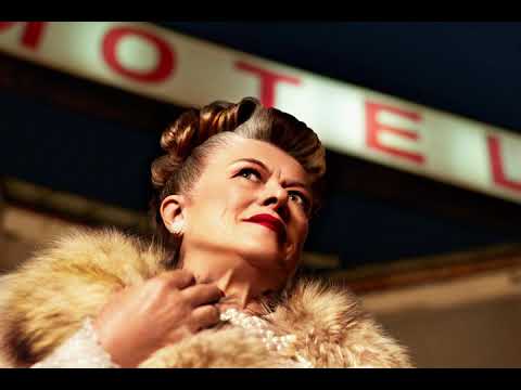 Video thumbnail for Spinning Around