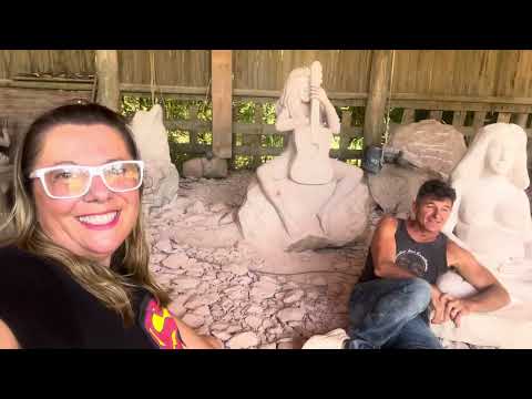 Visita ao Parque das Esculturas, obras de Rogério Bertoldo, em São João dos Mellos, interior do RS.