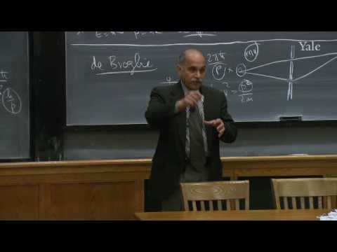 Quantum Mechanics I: The Key Experiments and Wave-Particle Duality