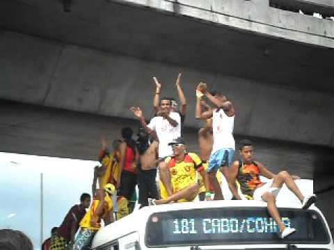 a prata e o ouro no surf comando cabo