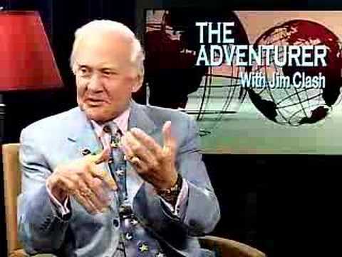 Buzz Aldrin Talks w/ Jim Clash about UFO Sighting