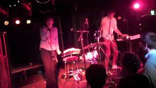 Stereo Total - Holiday Innn