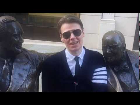 Sarabande bumps into... Andrew Bolton