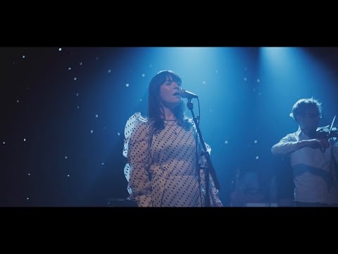 Dreamers' Circus feat. Hannah Schneider - 'Auf dem Flusse' (Schubert) / 'River' (Joni Mitchell)