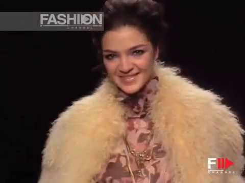 "Moschino Cheap&Chic" Autumn Winter 2004 2005 Milan 1 of 3 Pret a Porter Woman by FashionChannel