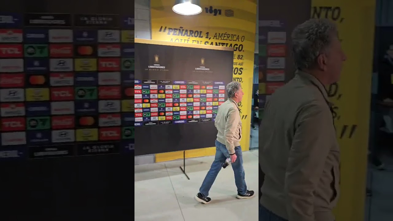 LANDIM PASSOU PELA ZONA MISTA E NÃO QUIS FALAR! #flamengo #futebol #landim