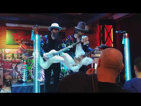 ZZ Top Litovel - Legs, Bounty Rock Cafe 2.4.2022 , Olomouc, CZ