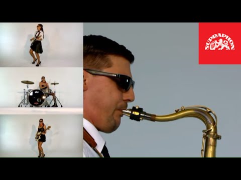 Laura a její tygři - Bambus (oficiální video)