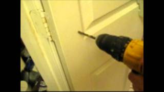 Attaching Spice Rack or other Device to Hollow Core Door.wmv